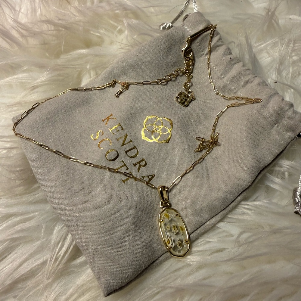 Kendra Scott Gold and White Necklace
